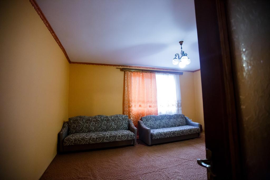 Guest House In Drachino Svaljava Eksteriør bilde