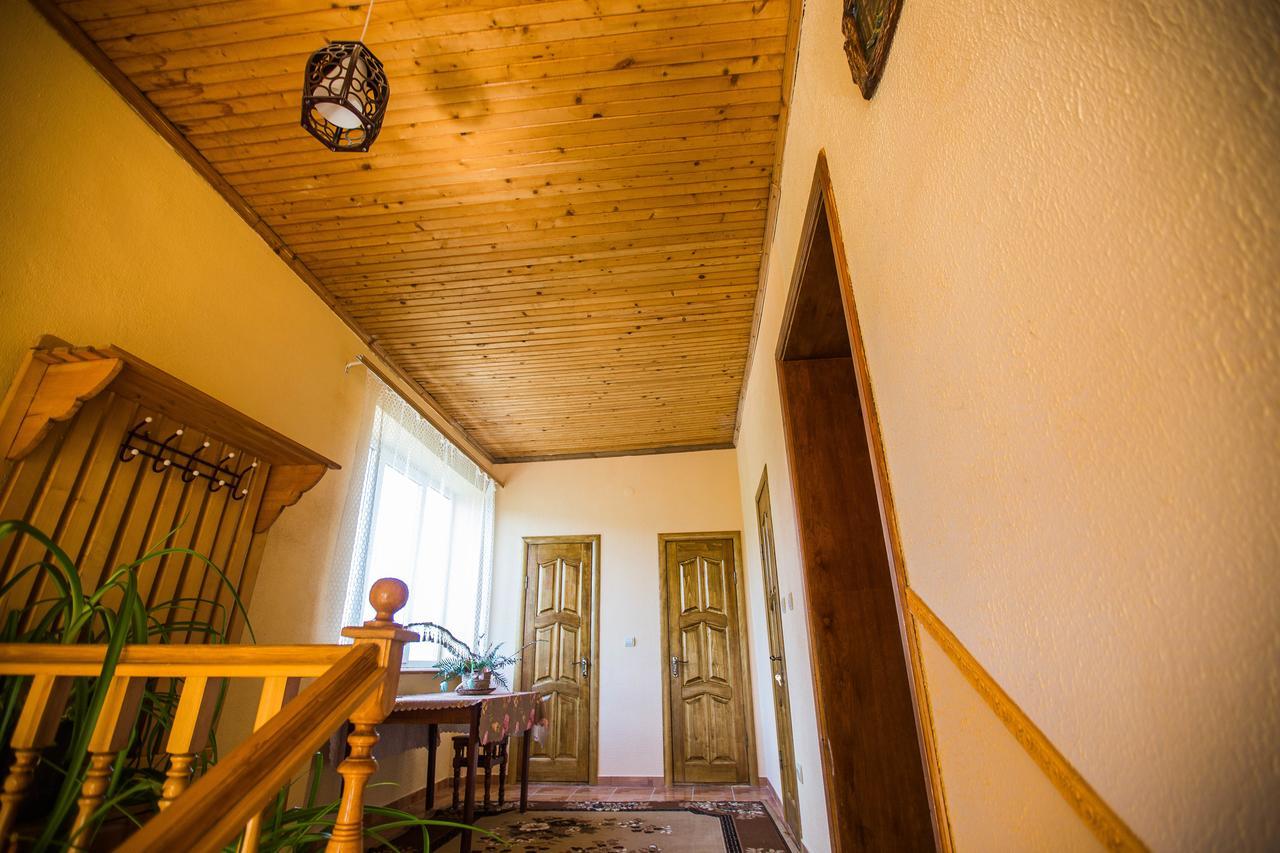 Guest House In Drachino Svaljava Eksteriør bilde
